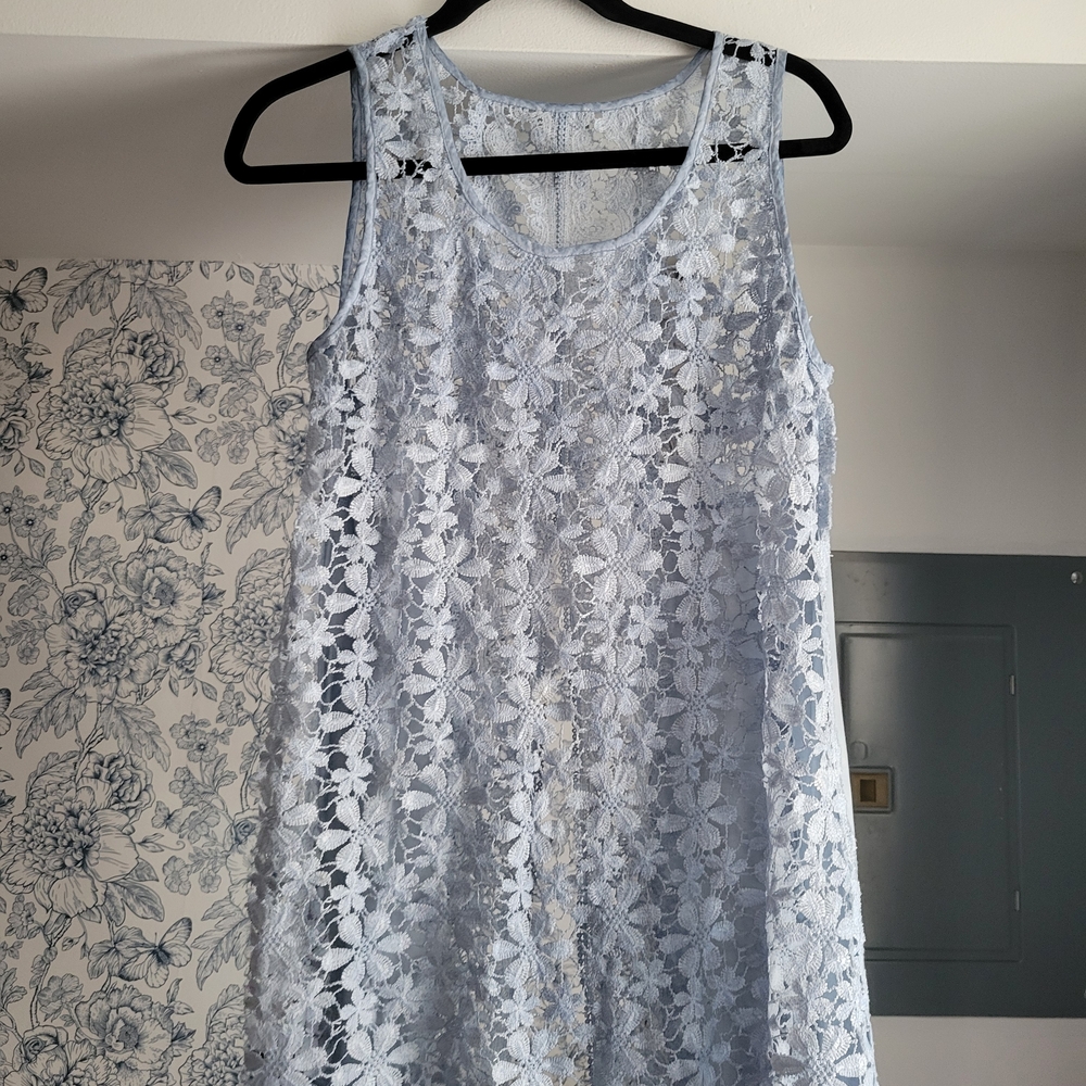 POL Floral Lace Sleeveless Top- Light Blue